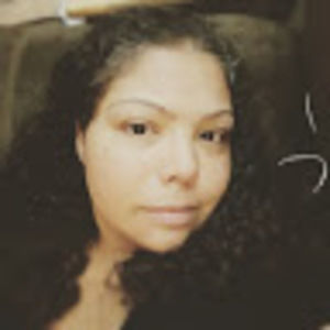 Meet your Posher, Elissa